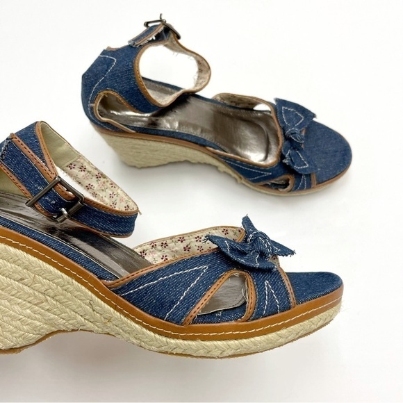 Denim jeans strappy wedges size 10.5 US Open back open toes bow tie - Picture 10 of 13